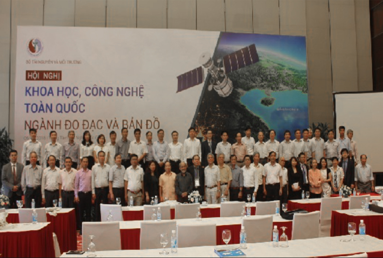 Ảnh hội nghị khoa học, công nghệ toàn quốc nghành Đo đạc và Bản đồ-Tổng công ty Tài nguyên và Môi trường Việt Nam tham gia Triển lãm giới thiệu thiết bị công nghệ và báo cáo khoa học tại hội nghị